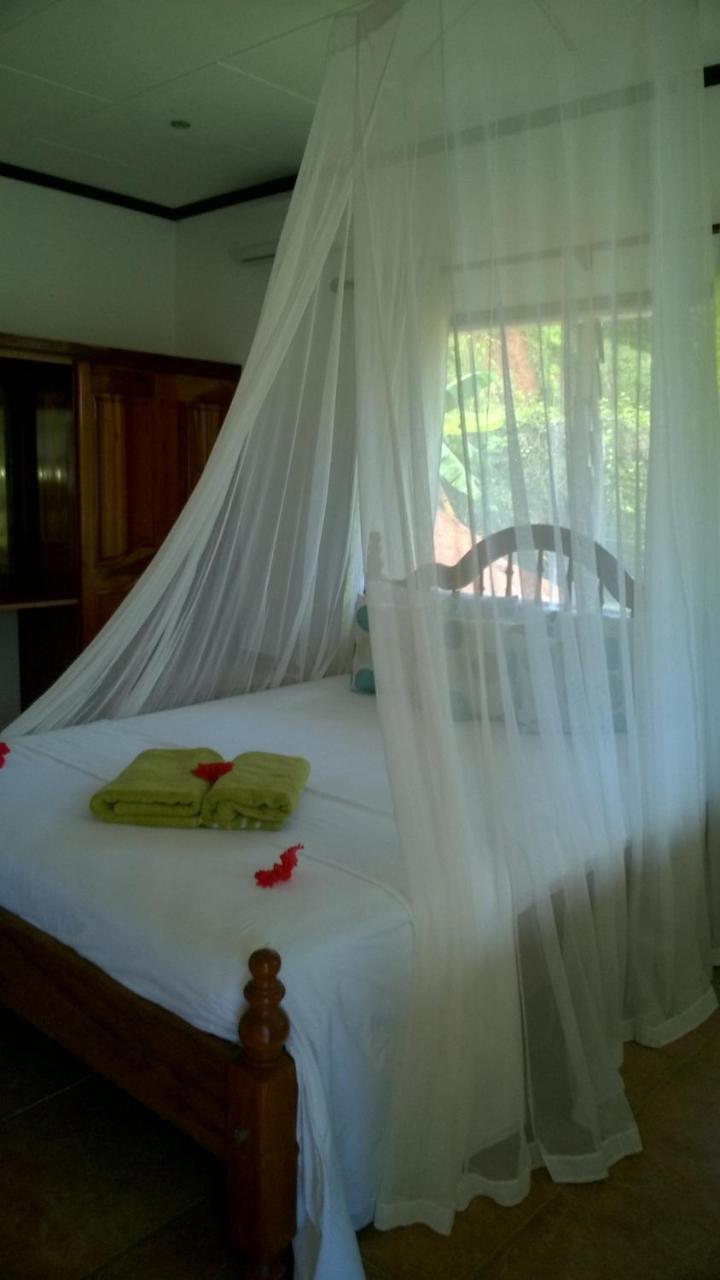 La Bel Zilwaz Guesthouse Диг Екстериор снимка